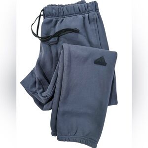 Adidas Women's SweatPants  1X Regular Fit - Navy